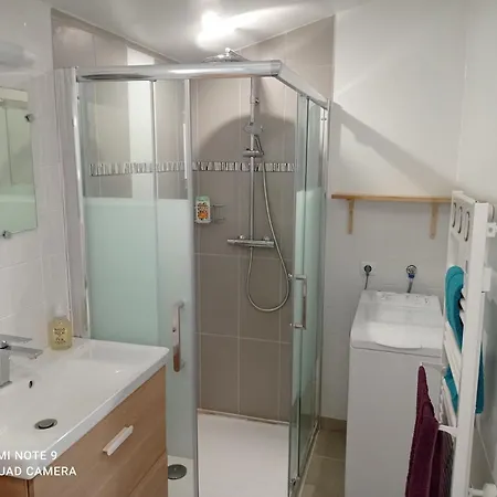 Studio Gujan-Mestras 居让梅斯特拉