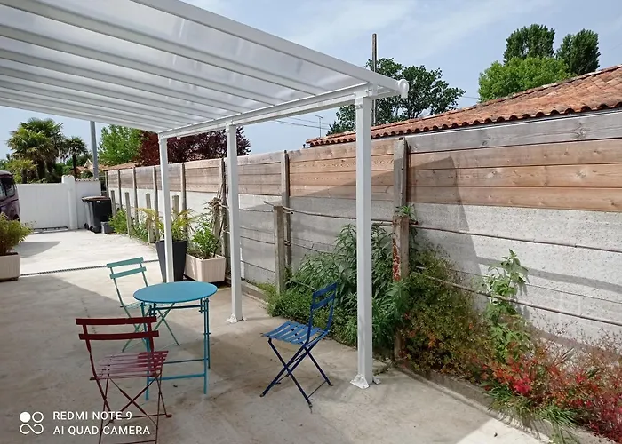 Studio Gujan-Mestras Апартаменты *