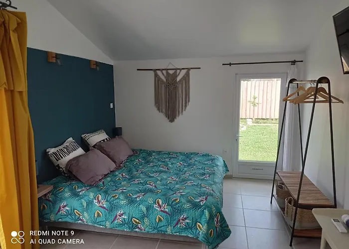 Studio Gujan-Mestras * Гюжан-Местрас